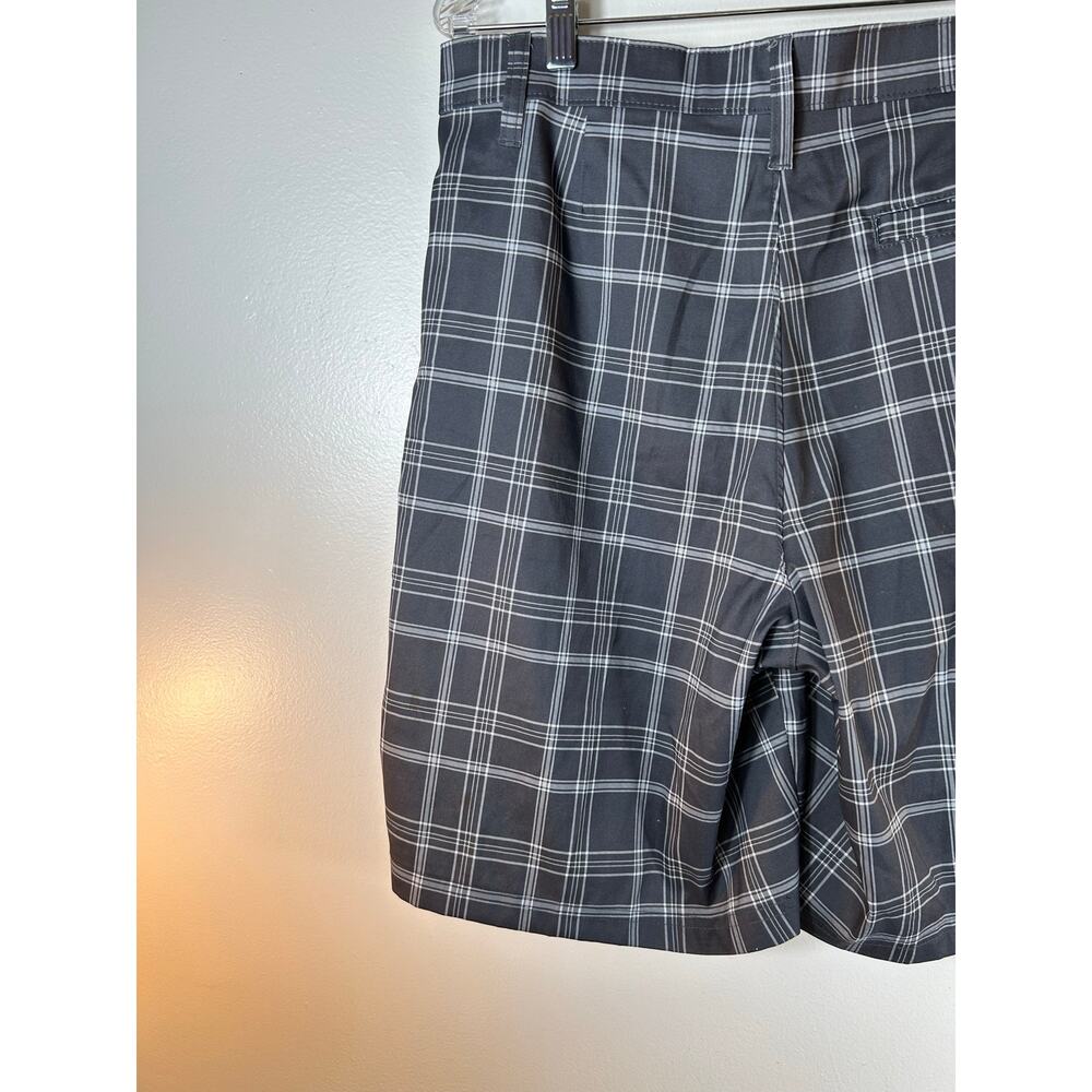 RBK Men’s Athletic Performance Gray Plaid Shorts / Size: 33” - Picture 7 of 8